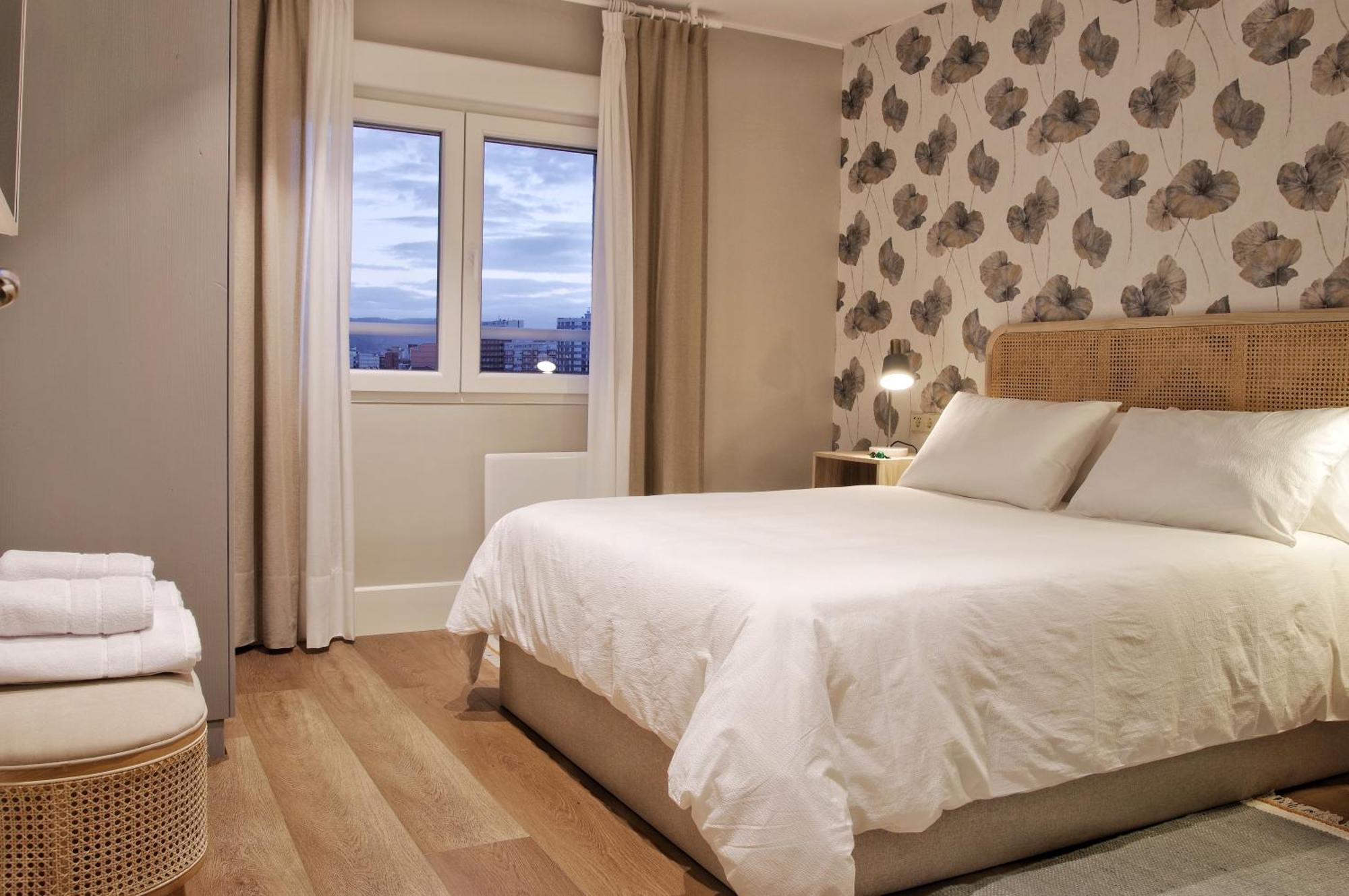 Apartamentos Bahia San Lorenzo Хіхон Екстер'єр фото