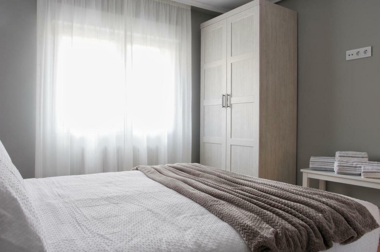 Apartamentos Bahia San Lorenzo Хіхон Екстер'єр фото